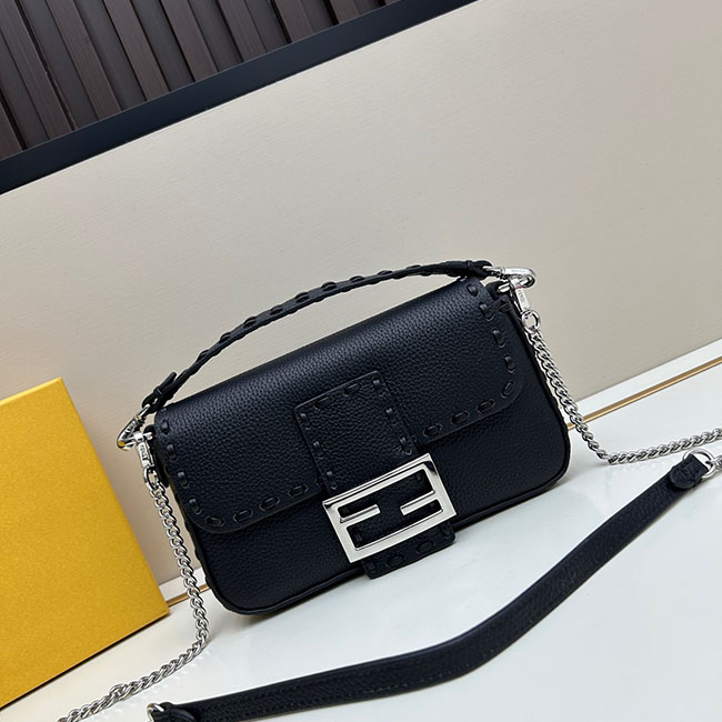 Túi fendi baguette macro 5 màu TN154