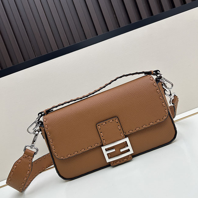Túi fendi baguette size medium 8 màu TN155