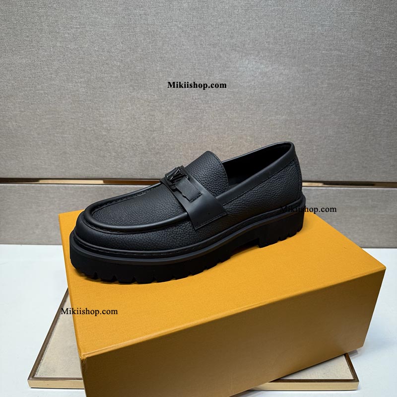 Green Hiking Boots 2