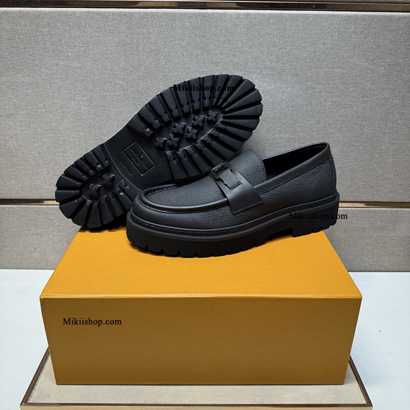 Green Hiking Boots 5