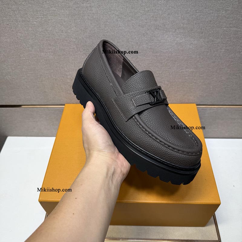 Green Hiking Boots 8