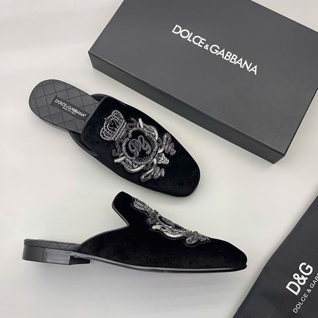 Sục Dolce & Gabbana họa tiết DG MB027