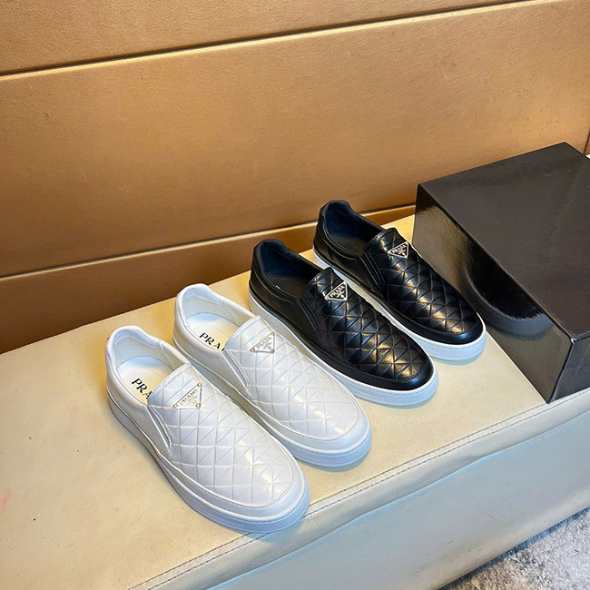Giày slip on prada 2 màu Mb068