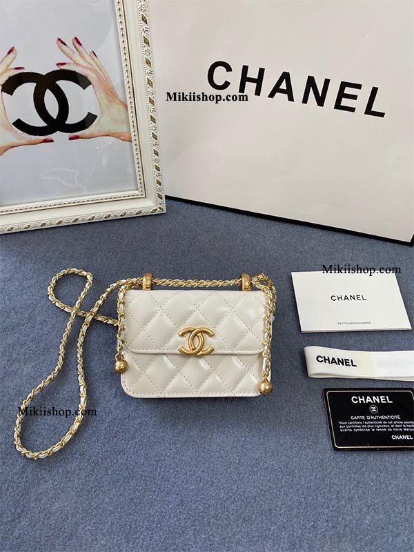 CHANEL Small 19 Flap Bag 21P Iridescent White Goatskin NEW Gold Silver at  1stDibs